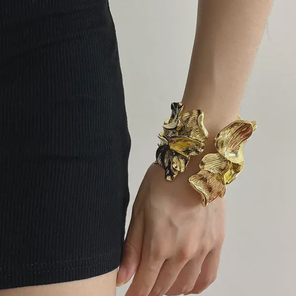 Flower gold cuff Bracelet
