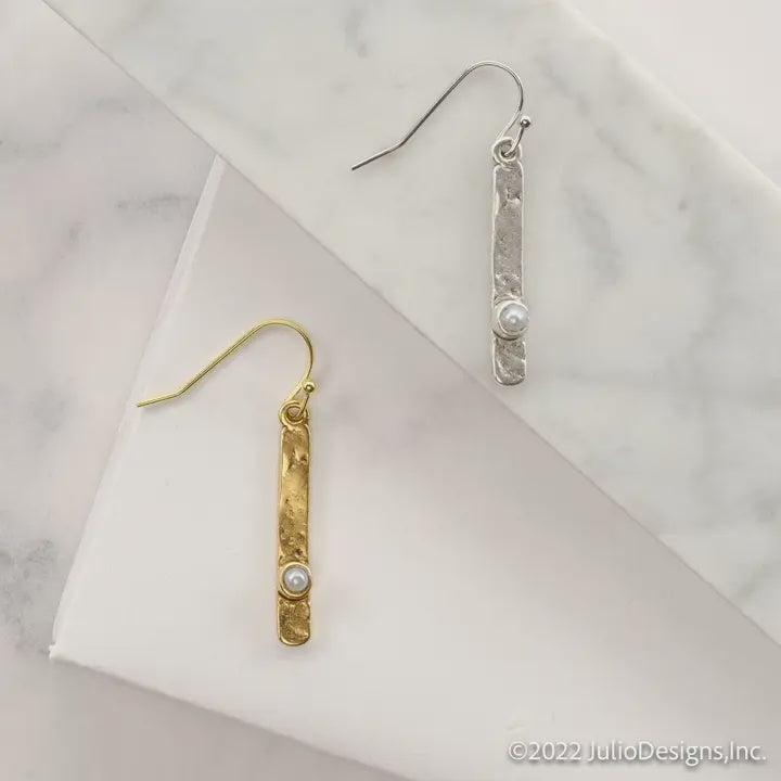 Hammered Bar with Glass Accent Bead