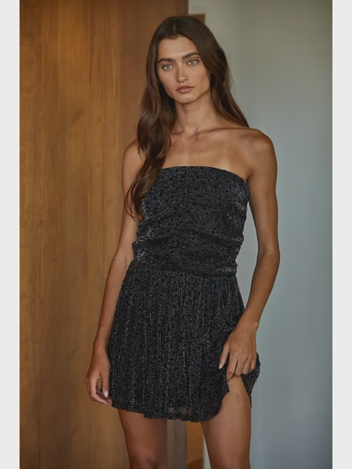 Strapless dress with star pattern