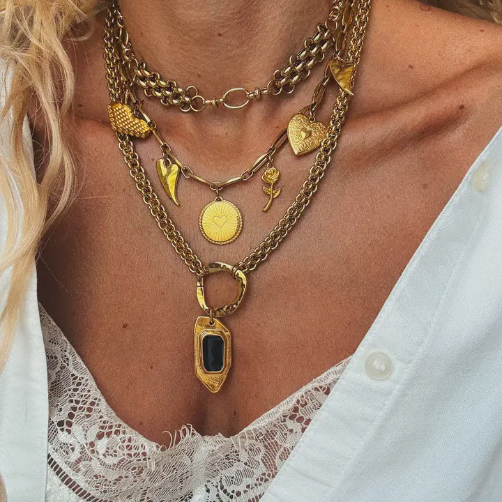 Statement chin with Blk enamel charm